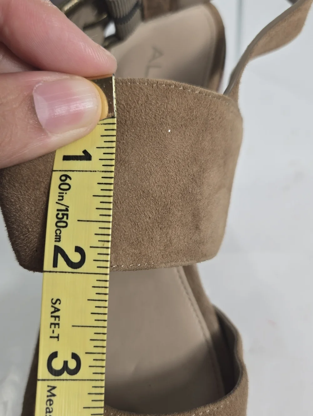 Aldo Tan Suede Platform Sandals Wood Grain Block‎ Heel Womens 7.5 Brass Buckle